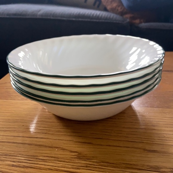 Corelle Dining 4 Green Trimmed Corelle Bowls Poshmark